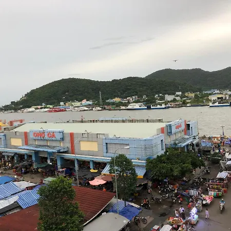 Отель Nha Nghi Bao Chau Хатьен Экстерьер фото